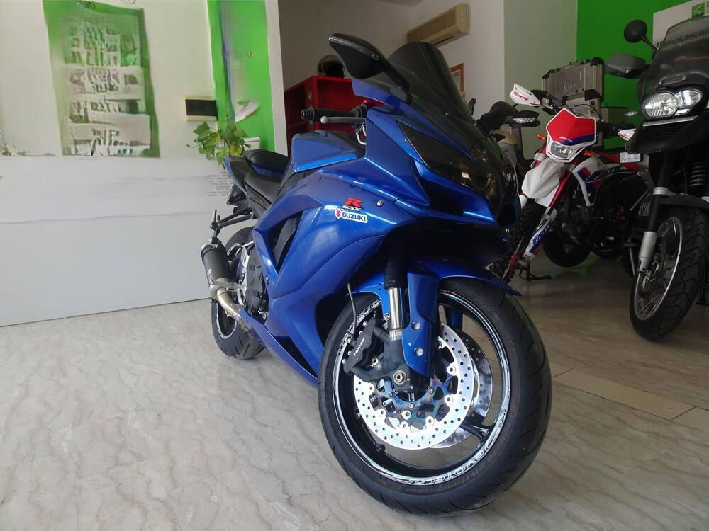 Suzuki GSX R 750 (2011 - 17) (3)