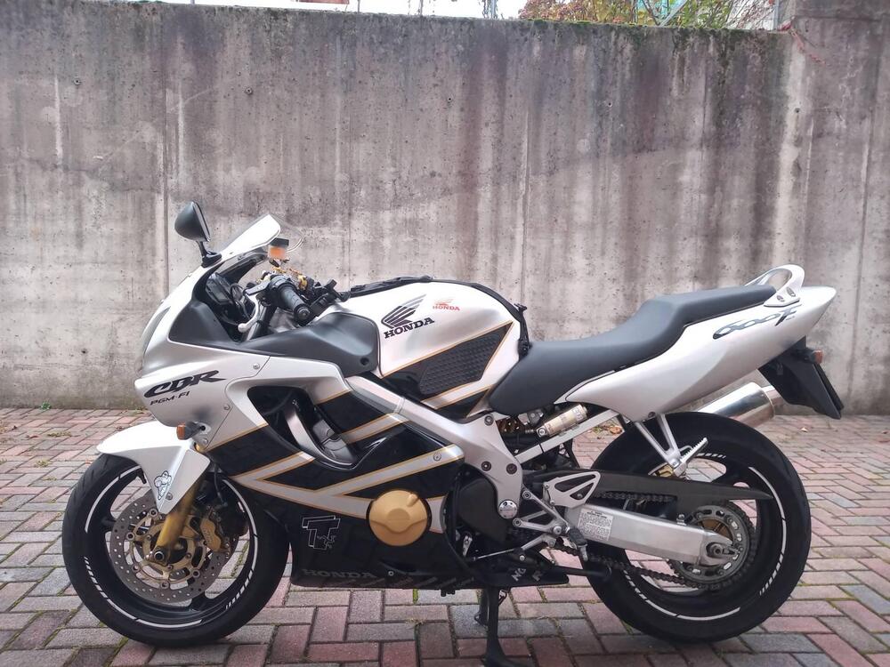 Honda CBR 600 F (2001 - 06) (2)