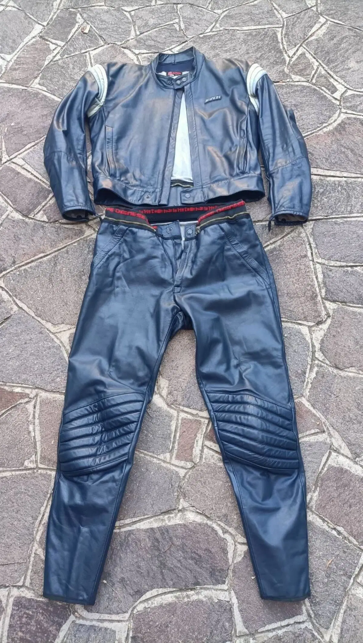 Tuta in pelle divisibile Dainese (12)