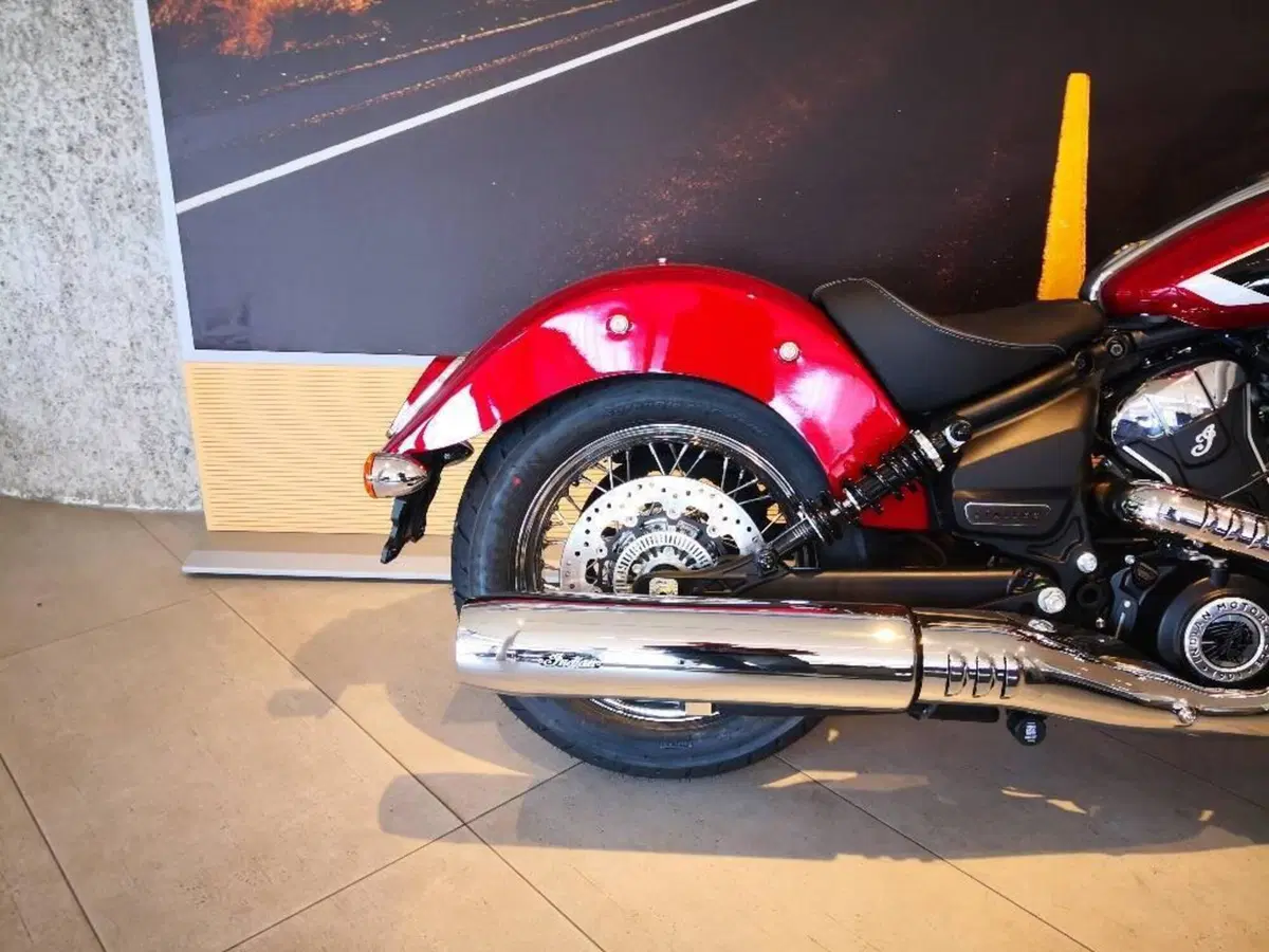 Indian Scout 1250 Classic Limited + Tech (2025 - 26) (5)