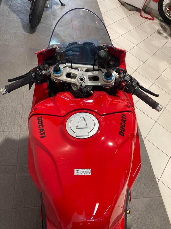 Ducati Panigale V4 S (2022 - 24) (4)