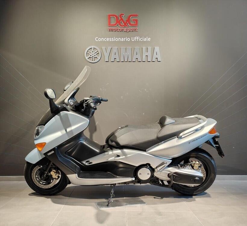 Yamaha T-Max 500 (2001 - 03) (2)
