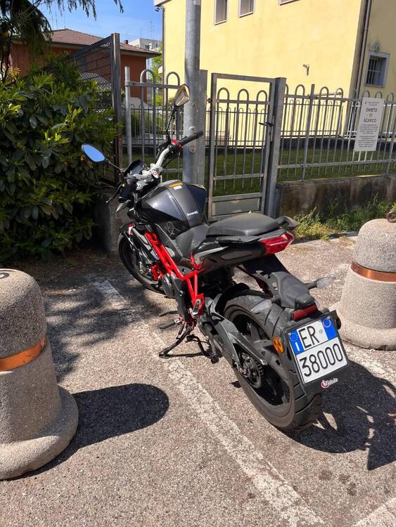 Benelli BN 125 (2018 - 20) (2)