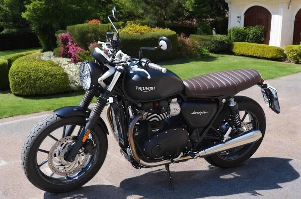 Triumph Street Twin 900 (2017 - 18)