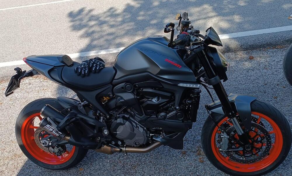 Ducati Monster 937 + (2021 - 24) (2)