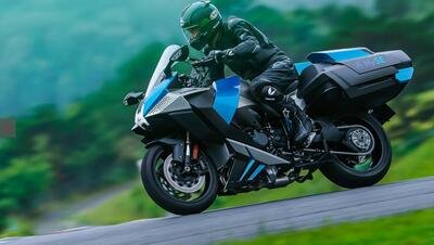 Kawasaki porta al debutto la moto a idrogeno!