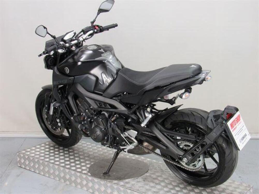 Yamaha MT-09 (2017 - 20) (5)