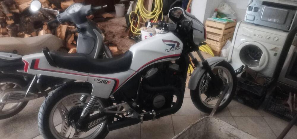 Honda Vt 500 e  (5)