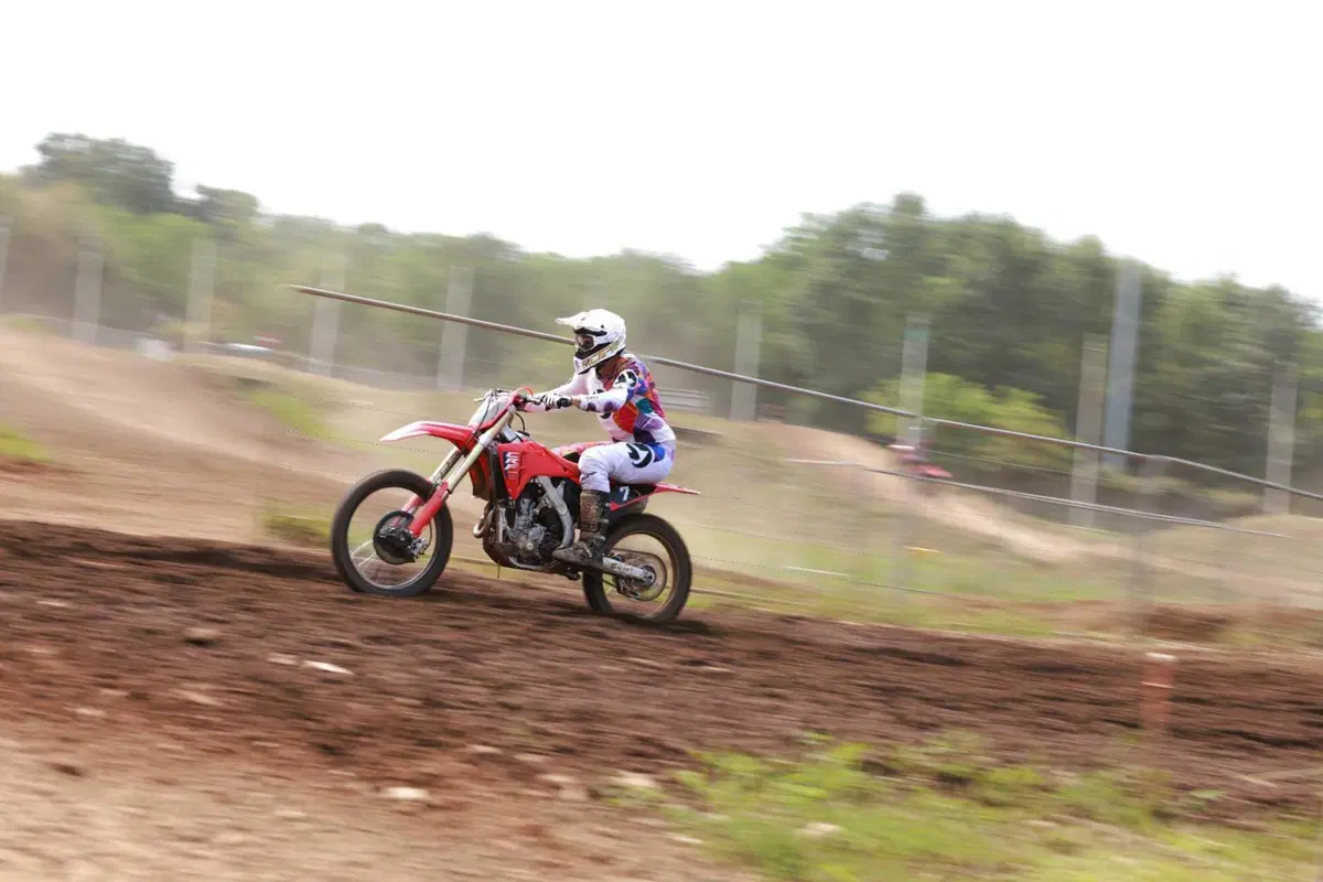 TEST Honda CRF 2025: più rigide e più stabili. Come vanno? [VIDEO e GALLERY]