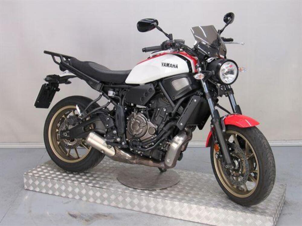 Yamaha XSR 700 (2022 - 24) (2)