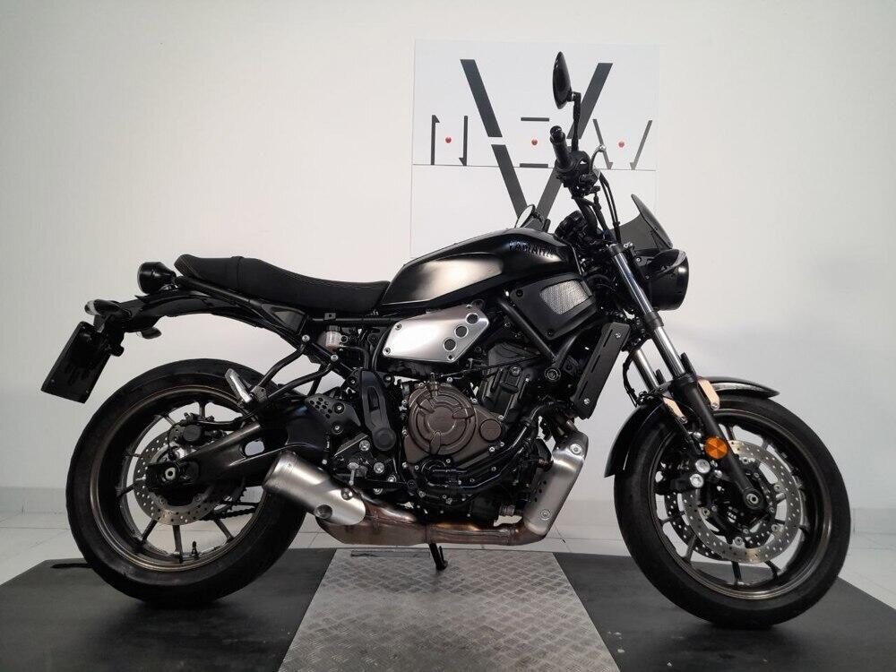 Yamaha XSR 700 (2021) (4)