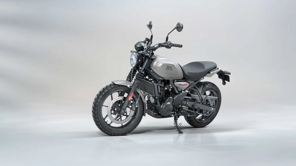 Royal Enfield Guerrilla 450 TEST: come è fatta e come va la nuova roadster indiana! (12)