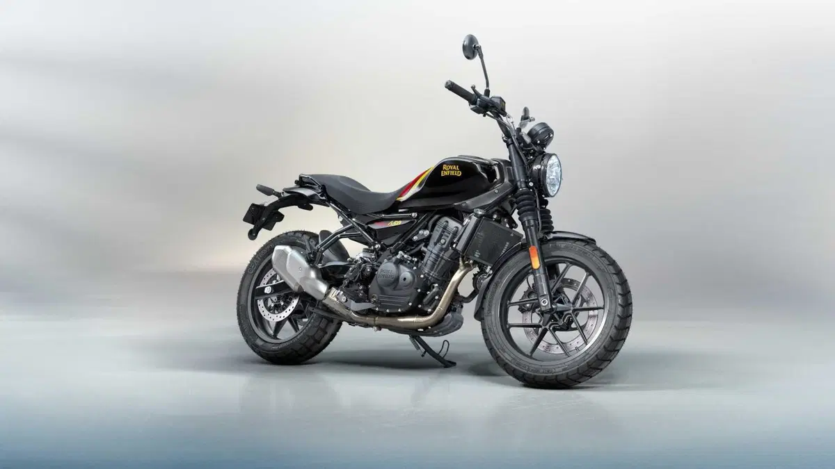 Royal Enfield Guerrilla 450 TEST: come è fatta e come va la nuova roadster indiana! (28)