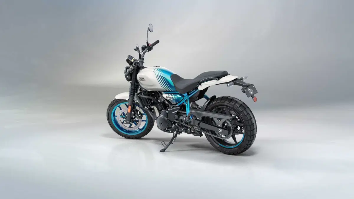 Royal Enfield Guerrilla 450 TEST: come è fatta e come va la nuova roadster indiana! (40)