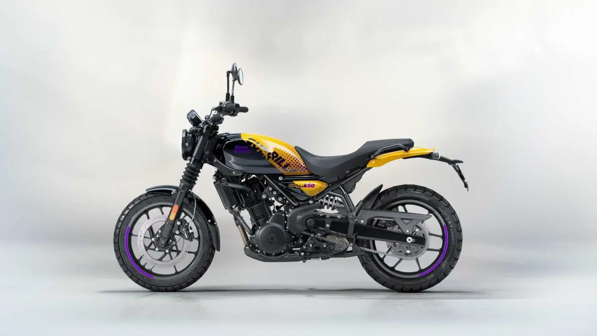 Royal Enfield Guerrilla 450 TEST: come è fatta e come va la nuova roadster indiana! (47)