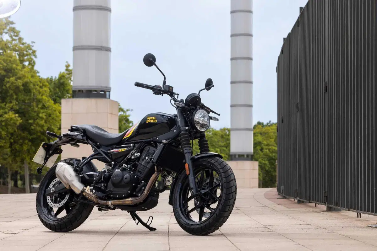 Royal Enfield Guerrilla 450 TEST: come è fatta e come va la nuova roadster indiana! (7)
