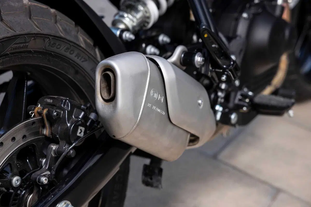 Royal Enfield Guerrilla 450 TEST: come è fatta e come va la nuova roadster indiana! (6)