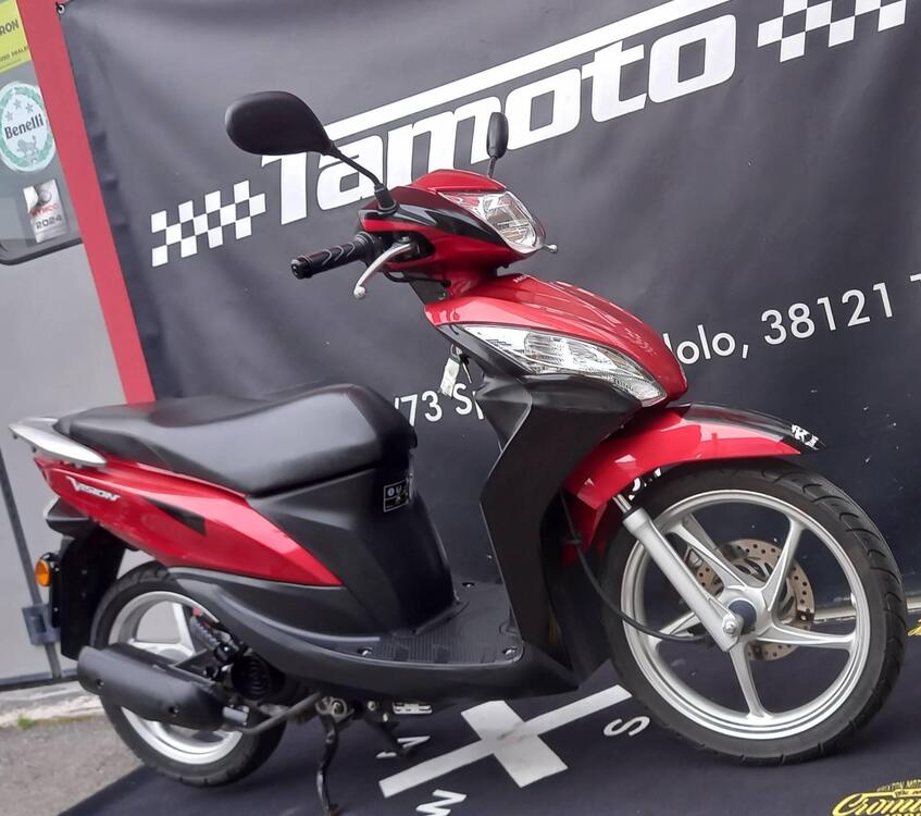 Honda Vision 50 (2011 - 17) (2)