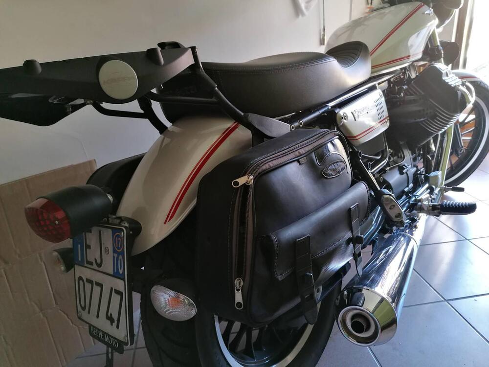 Moto Guzzi V9 Roamer (2016 - 18) (4)