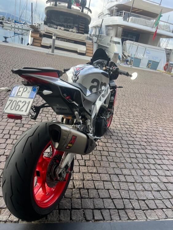 Aprilia Tuono 1100 V4 Factory (2019 - 20)