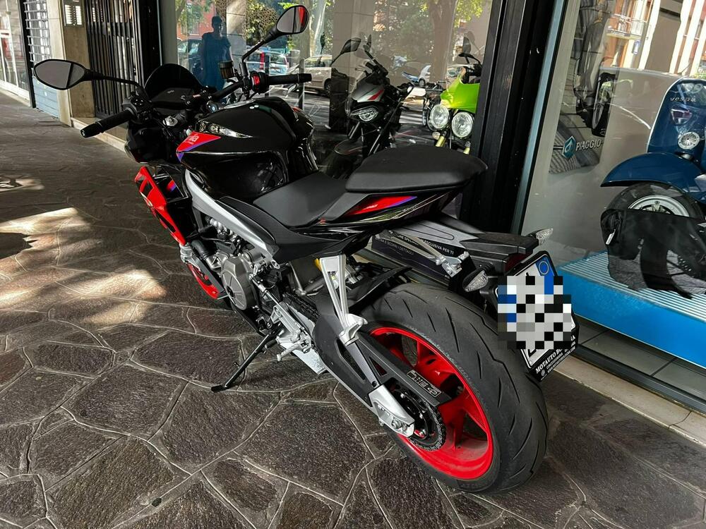 Aprilia Tuono 660 Factory (2022 - 24) (3)