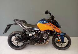 KTM 125 Duke (2024) usata