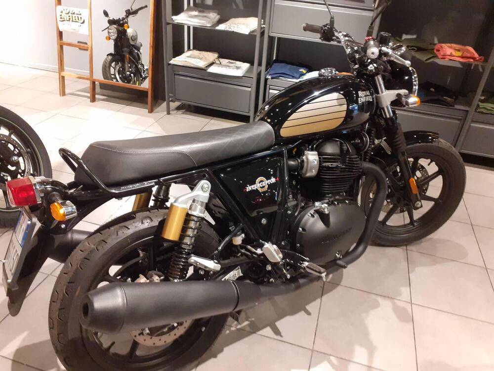 Royal Enfield Interceptor 650 (2021 - 24) (4)