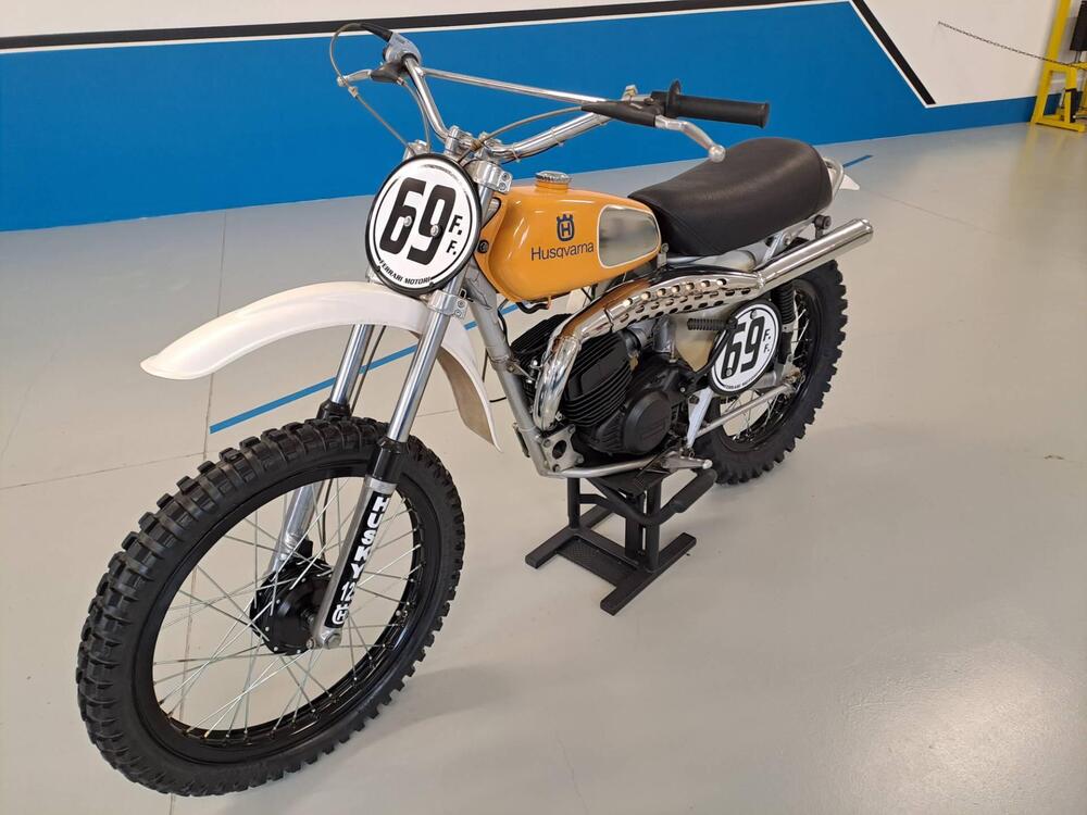 Husqvarna CR 125 1974 (2)