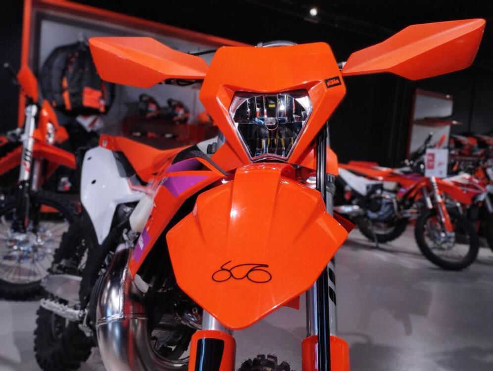 KTM EXC 300 TBI (2024) (3)