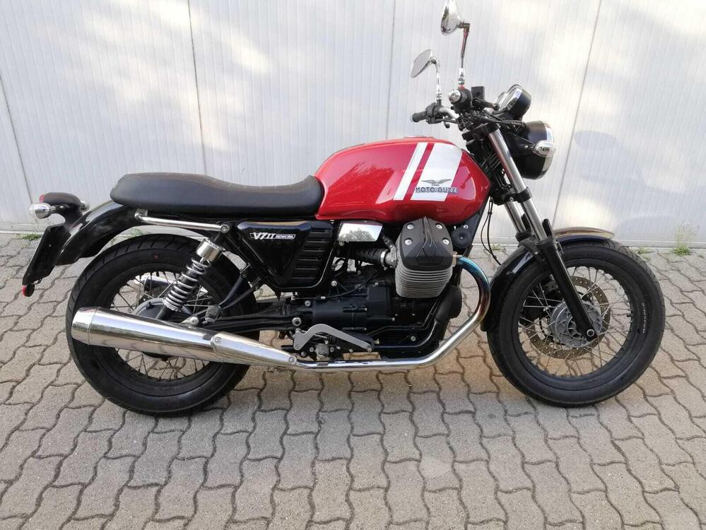 Moto Guzzi V7 II Special (2015 - 17) (2)