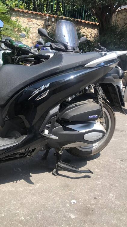 Honda SH 350 (2021 - 24) (4)