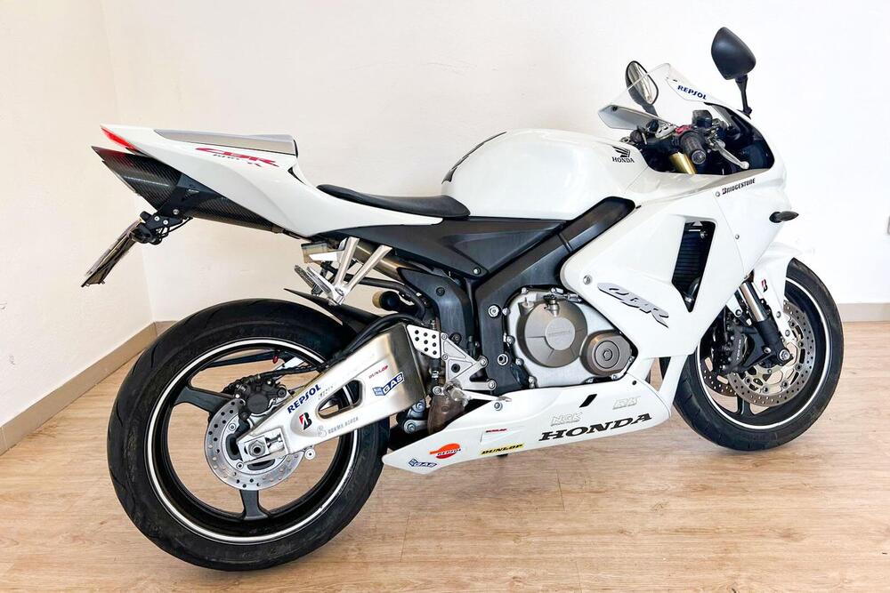 Honda CBR 600 RR (2003 - 04) (3)