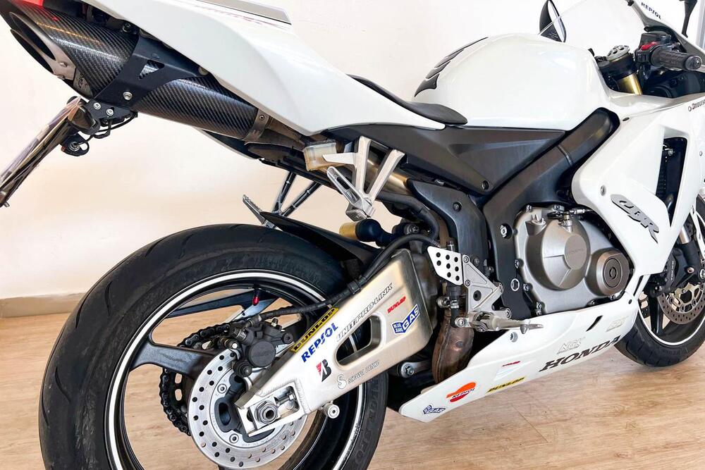 Honda CBR 600 RR (2003 - 04) (4)