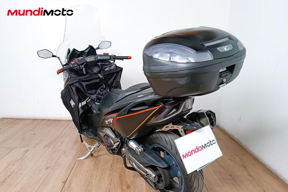 Kymco AK 550 (2017 - 19) (2)