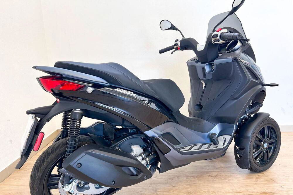 Piaggio MP3 300 ABS Hpe (2021 - 24) (3)