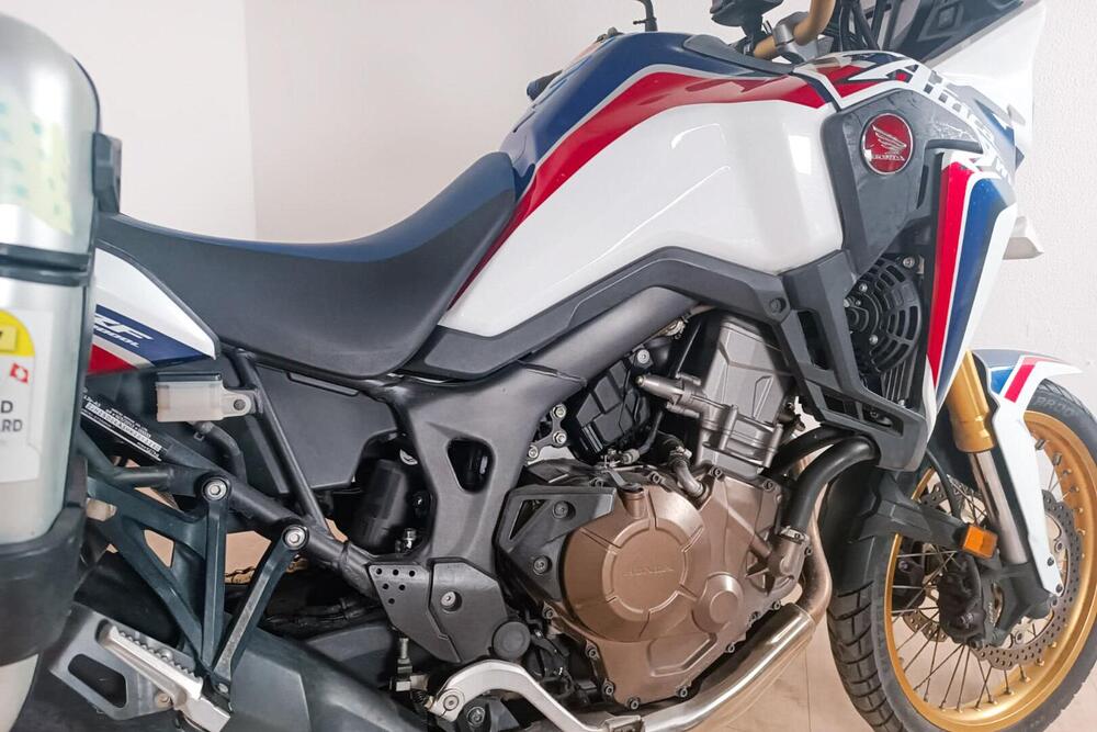 Honda Africa Twin CRF 1000L (2016 - 17) (4)