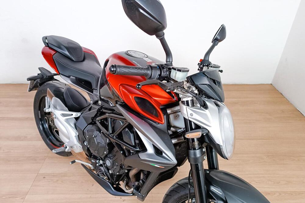 MV Agusta Brutale 800 RR (2015 - 16) (5)