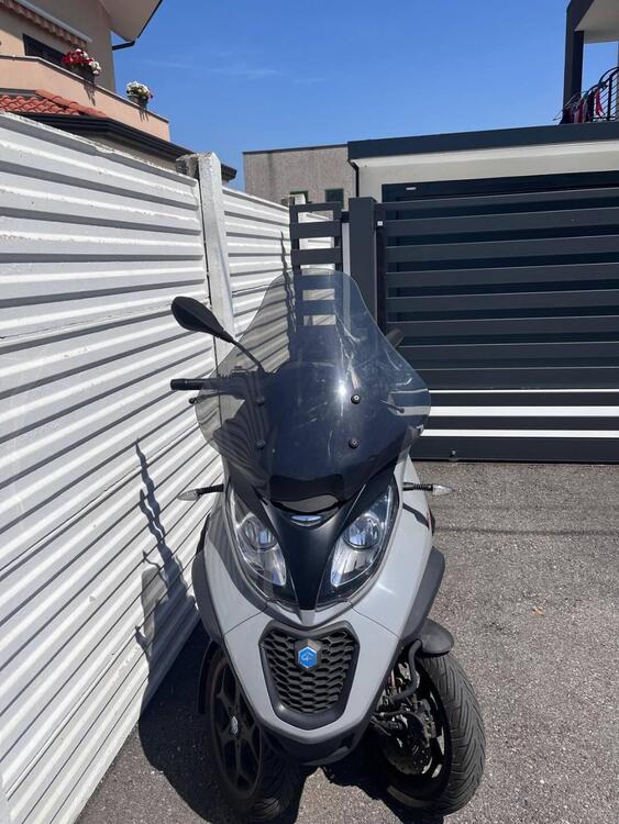 Piaggio Mp3 350 ie ABS (2018 - 19) (4)