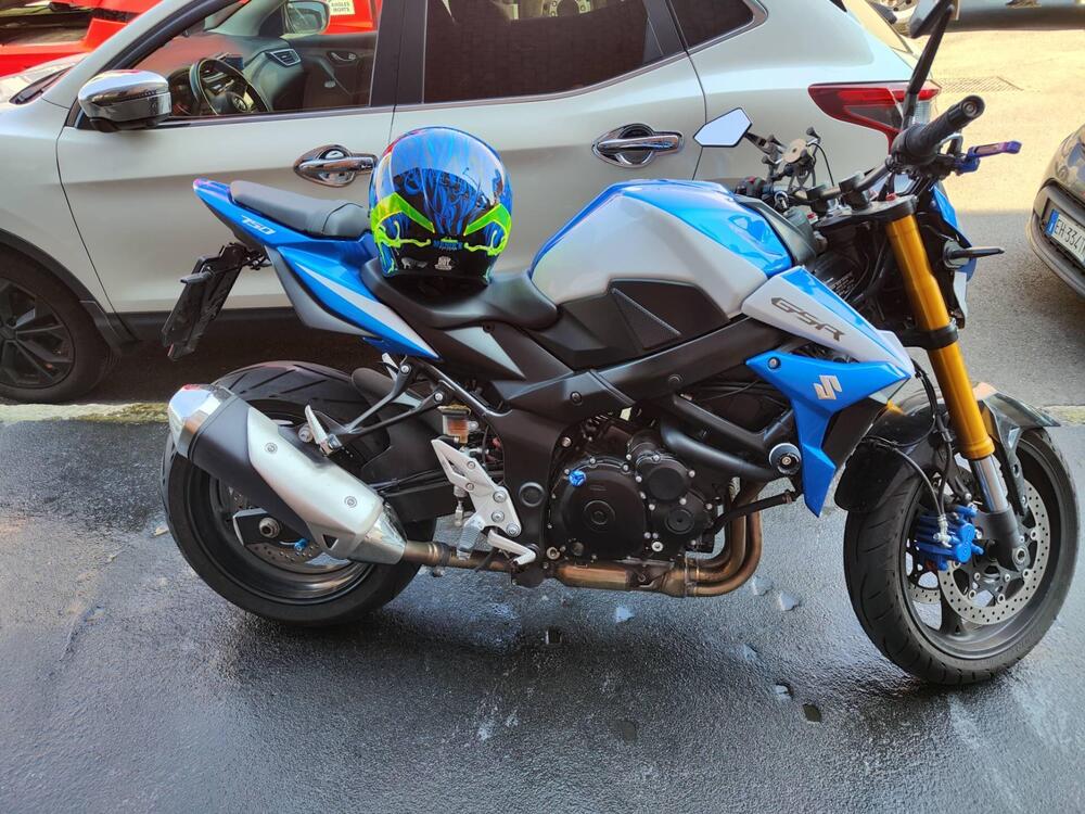 Suzuki GSR 750 Z ABS (2015 -16)