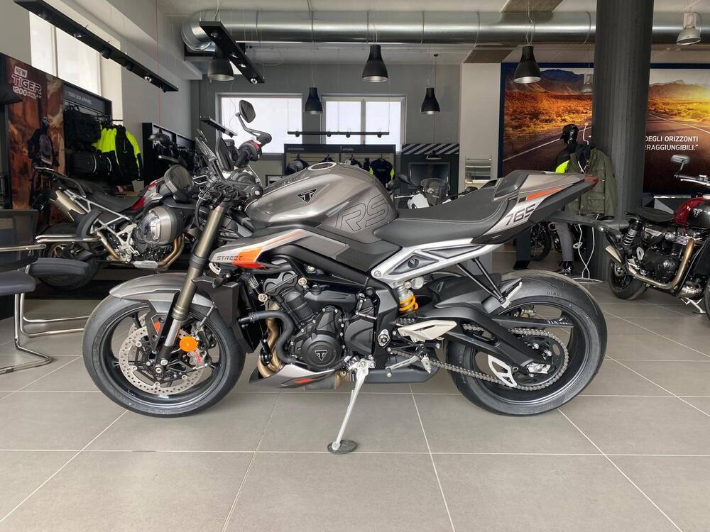 Triumph Street Triple 765 RS (2023 - 24) (3)