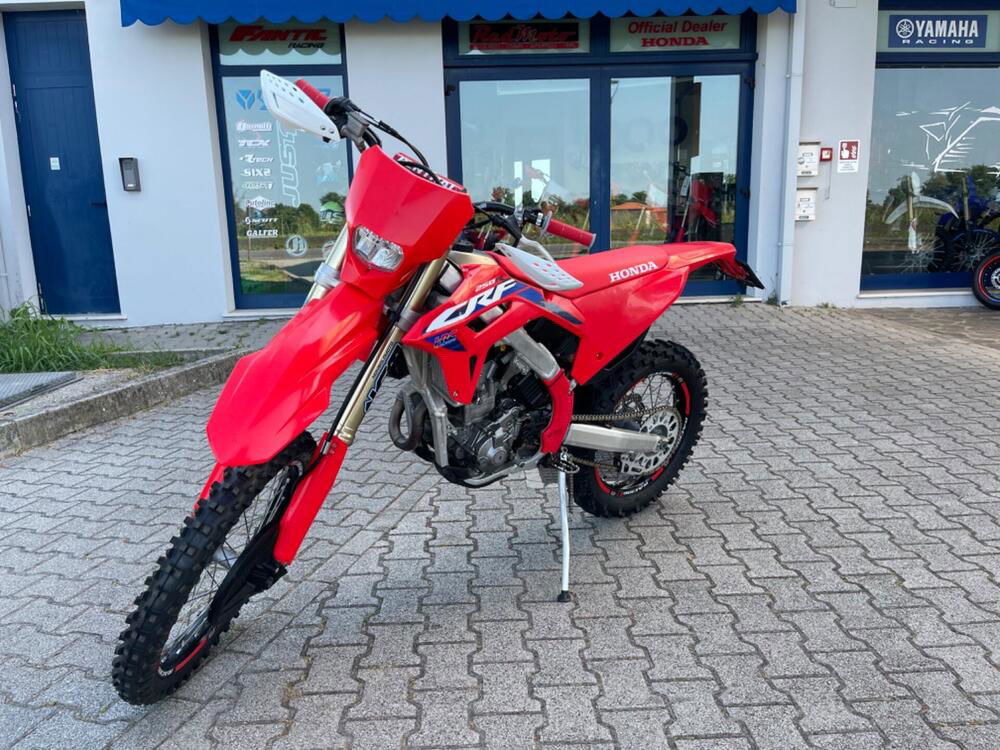 Honda CRF 250 R (2023) (2)