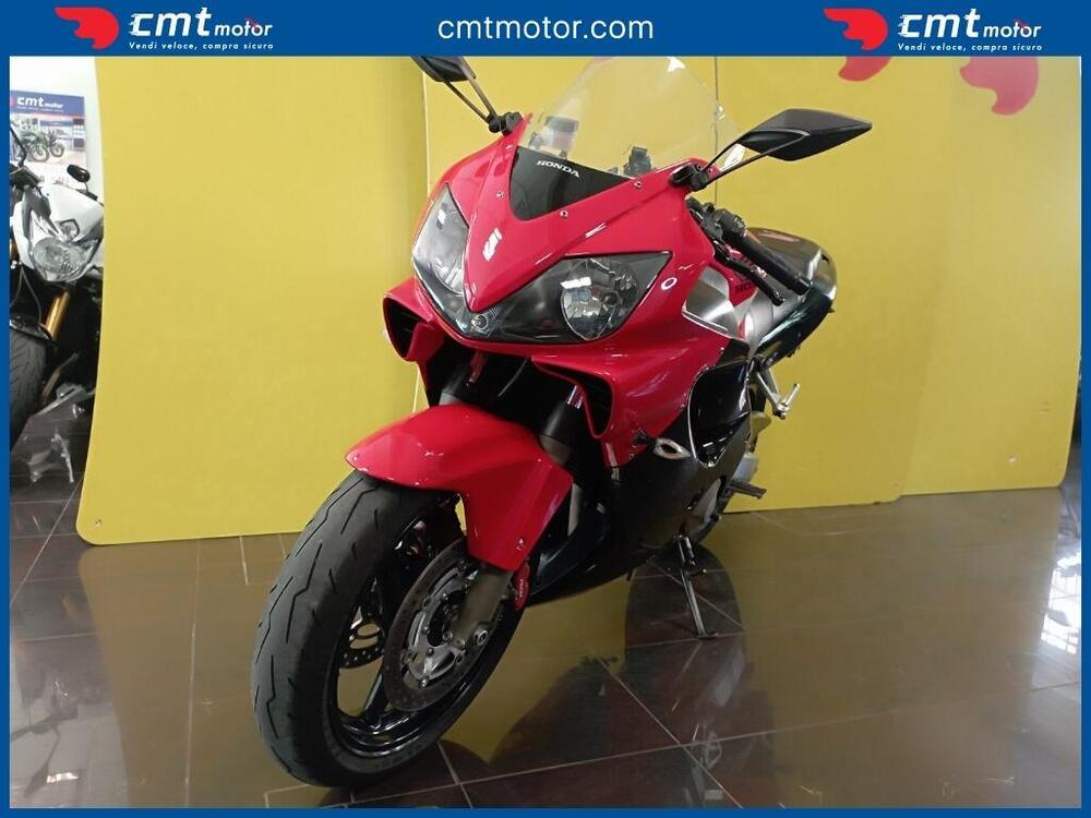 Honda CBR 600 F (2001 - 06) (2)