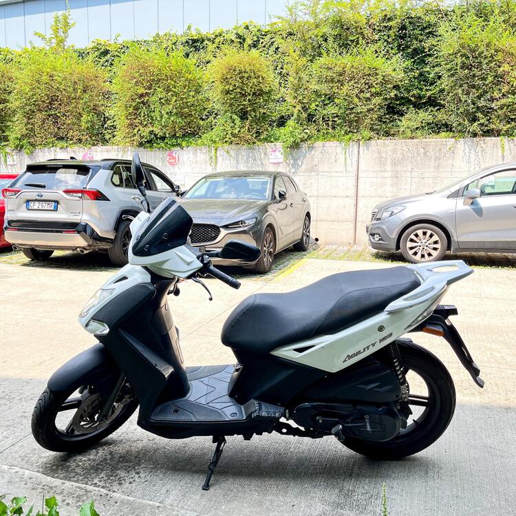 Kymco Agility 125 R16 (2008 - 17) (3)