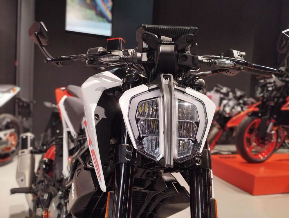 KTM 125 Duke (2021 - 23) (3)