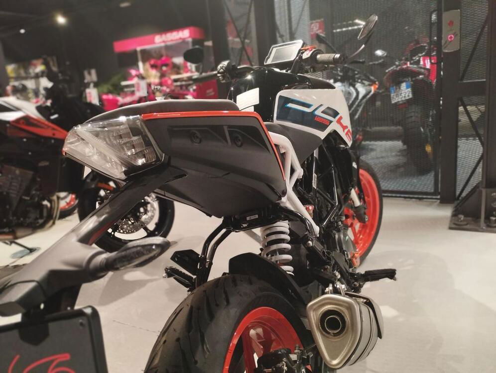 KTM 125 Duke (2021 - 23) (5)