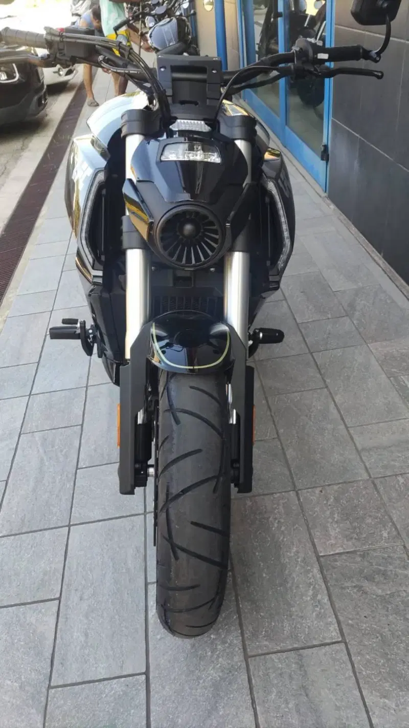 Benda Motorcycles LFC 700 (2024 - 26) (4)