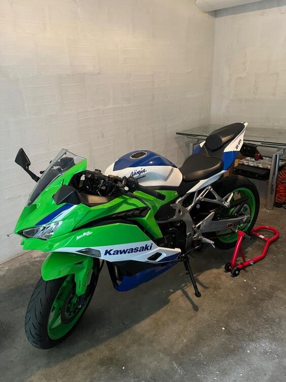 Kawasaki Ninja ZX-4RR 40th Anniversay Edition (2024) (2)