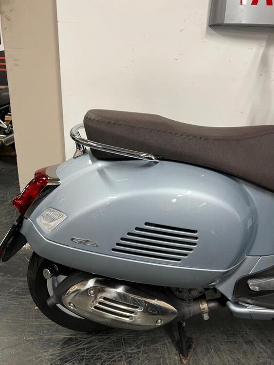 Vespa GTS 300 Hpe (2021 - 22) (5)