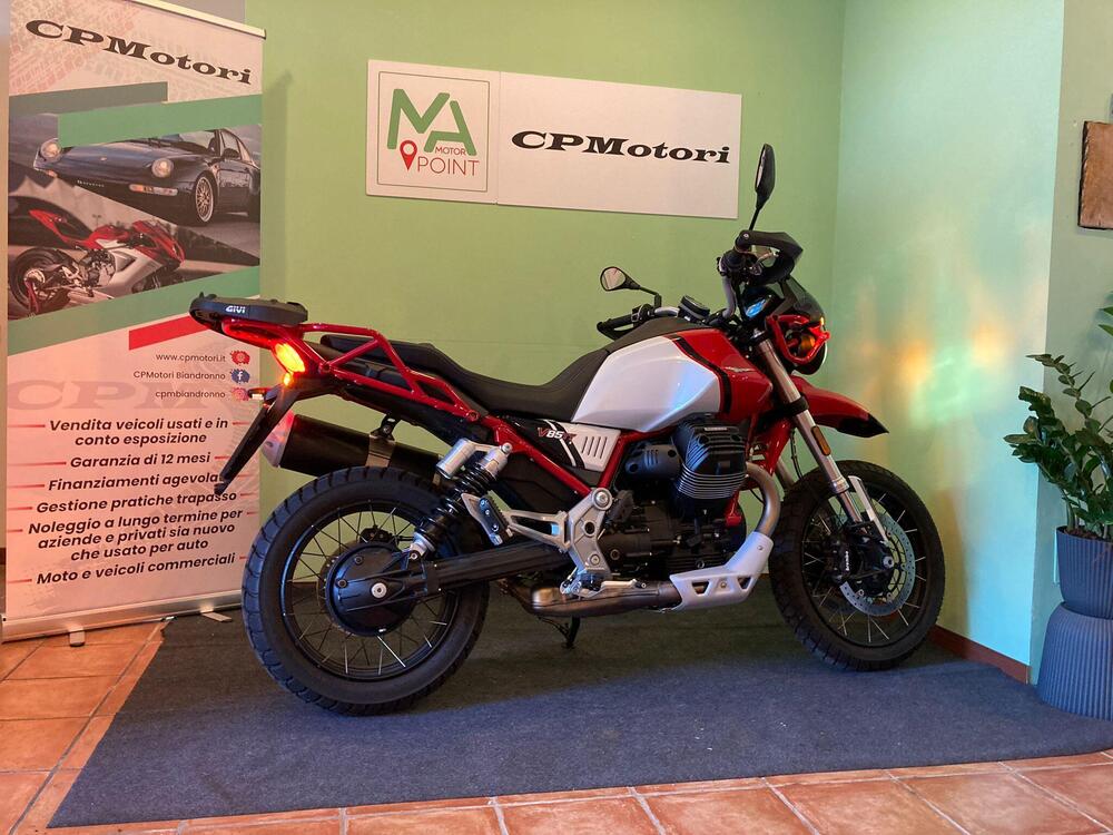 Moto Guzzi V85 TT (2021 - 23) (3)