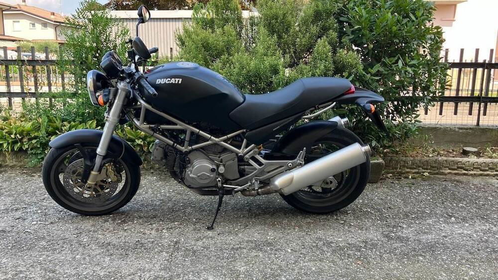 Ducati Monster 620 Dark (2003 - 06) (2)